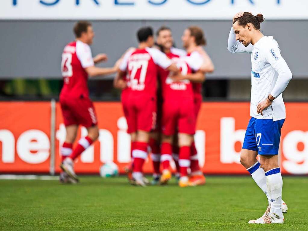 Schalke ist ratlos und wird am Ende der Saison wahrscheinlich absteigen.