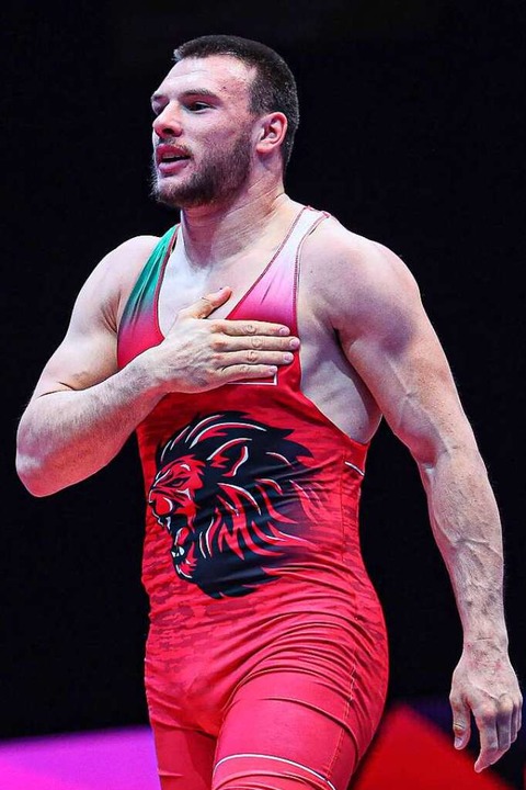 Olympia gebucht: Kiril Milov, zuletzt ... Sieg gegen den Tschechen Artur Omarov  | Foto: Kadir Caliskan via www.imago-images.de