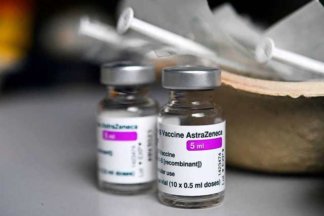 In Lahr steht viel Impfstoff von Astrazeneca zur Verfgung.  | Foto: FRED TANNEAU (AFP)