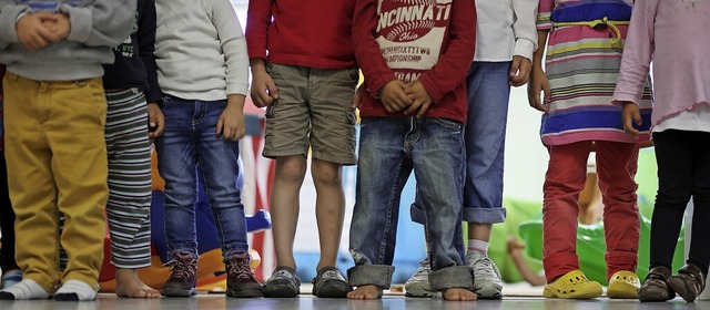 Kinder brauchen andere Kinder.   | Foto: Christian Charisius (dpa)