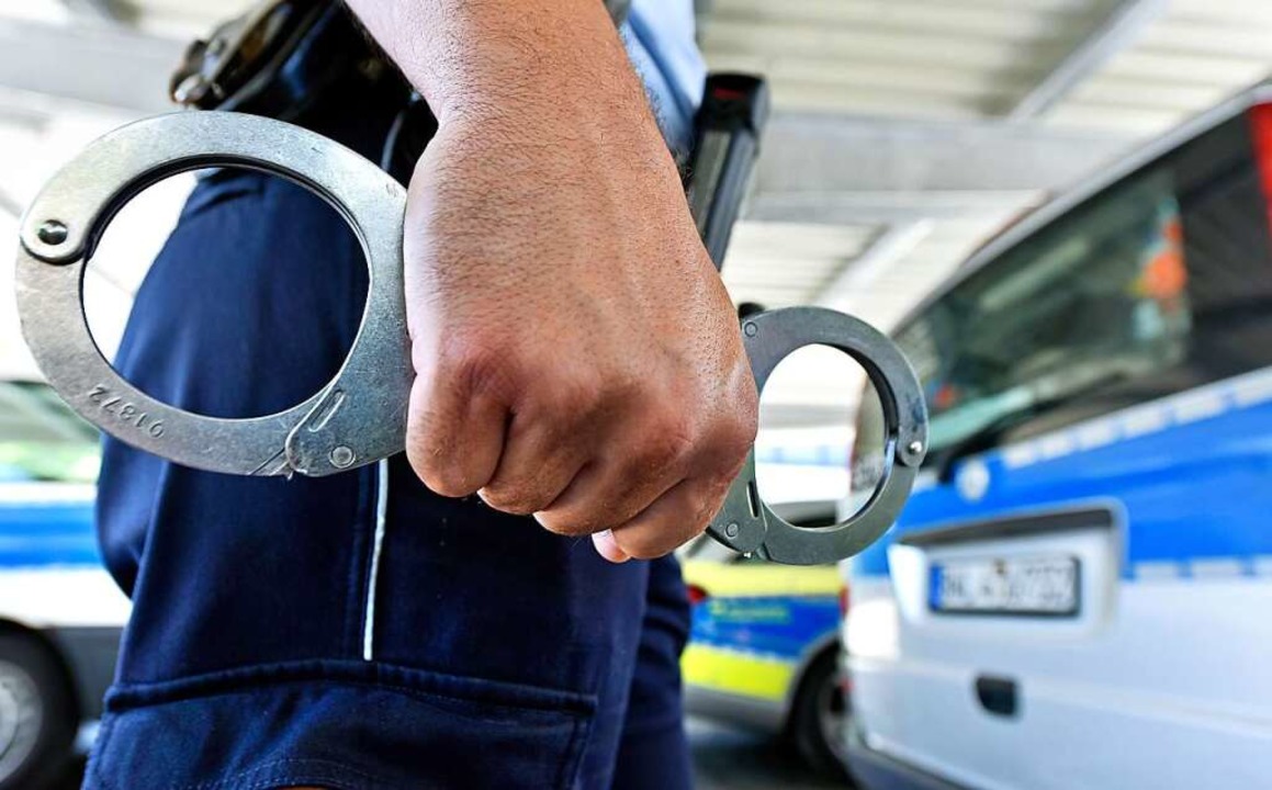 Die Polizei hat einen 33-Jhrigen fest...esser verletzt haben soll. Symbolbild.  | Foto: Michael Bamberger
