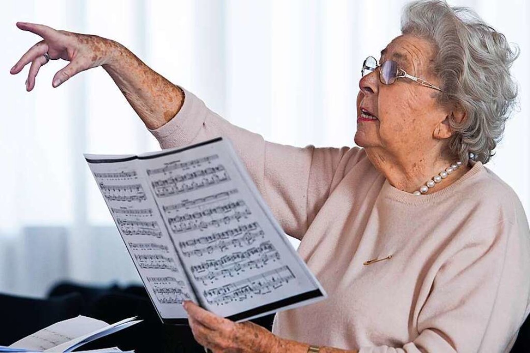 Auch in Baden hat Ludwig Spuren hinter...der Hochschule fr Musik in Karlsruhe.  | Foto: imago stock&people