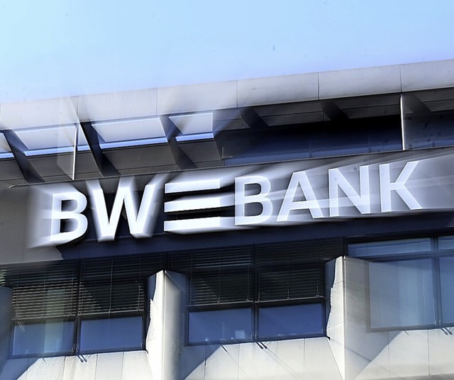 Die BW-Bank ist eine Tochter der LBBW.  | Foto: Bernd Weissbrod (dpa)