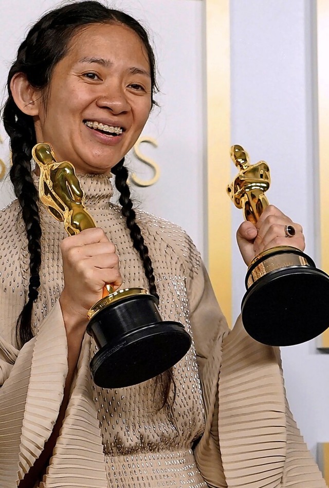 Mit weniger Glamour, dafr so divers w...e Regie und Film gingen an Chlo Zhao.  | Foto: CHRIS PIZZELLO (AFP)