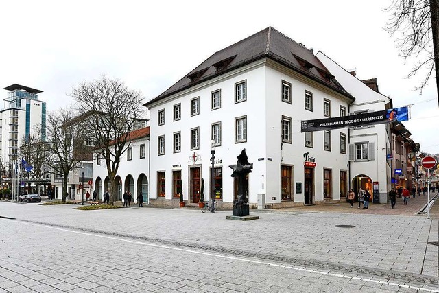 Das Rotteckhaus an der Ecke Rathausgas...nszentrum umgebaut werden. Archivbild.  | Foto: Thomas Kunz