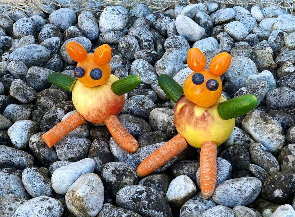 An Ostern versteckte unser Autor Gemse-Obst-Hasen fr seine Kinder.  | Foto: Christian Engel