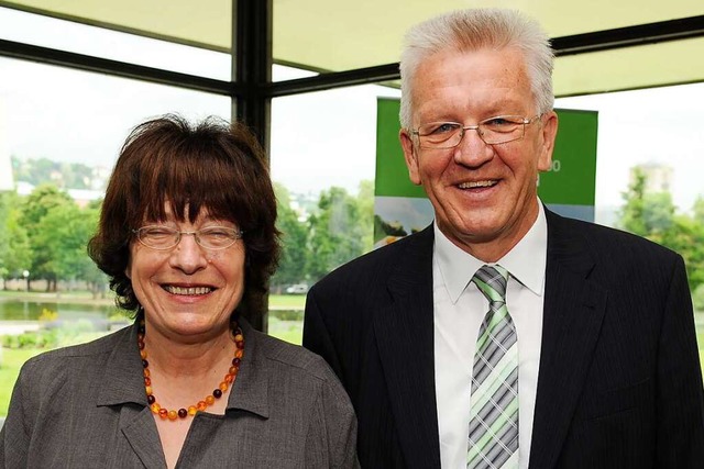 Gisela Erler und Ministerprsident Winfried Kretschmann 2011  | Foto: Bernd Weibrod
