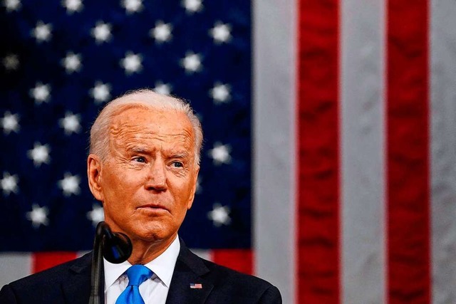 Biden ist berzeugt: Nicht &#8222;die ...den gewinnen - sondern die Demokratie.  | Foto: MELINA MARA (AFP)