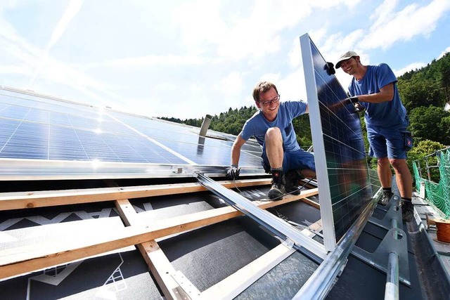 Bevor die Solaranlage aufgebaut werden...turEnergie gibt einen guten berblick.  | Foto: Juri Junkov