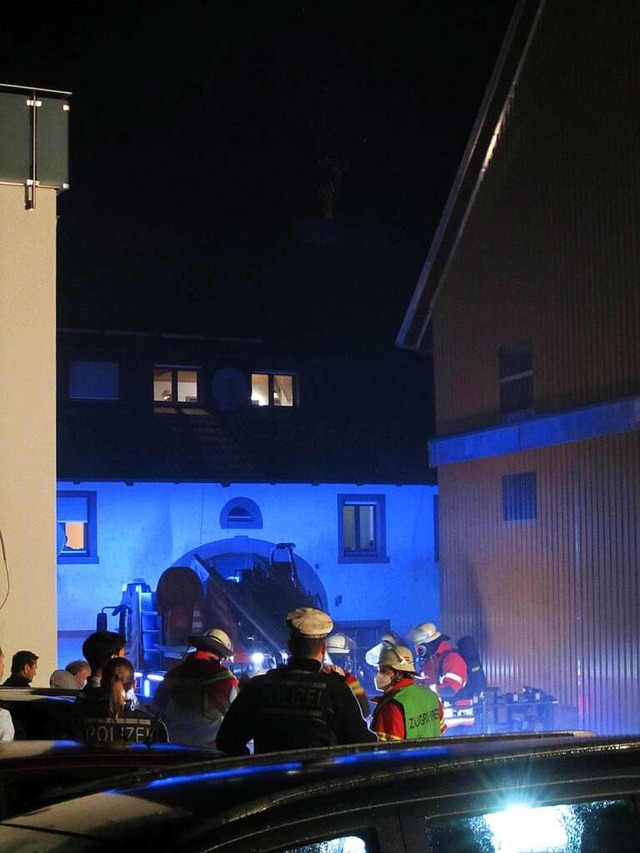 Am frhen Freitag war an einem Haus in Egringen der Kamin in Brand geraten.  | Foto: Ulrich Senf