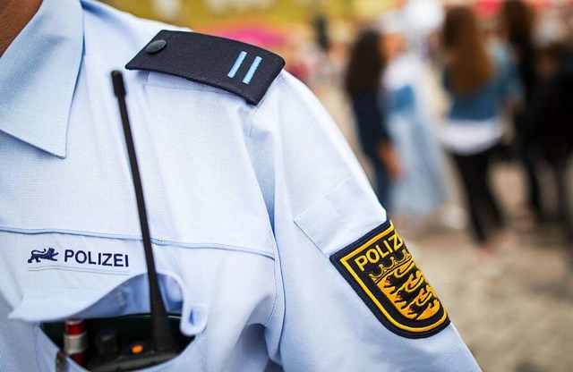 Das Polizeirevier Emmendingen will bei...mmlungen in Zukunft direkt eingreifen.  | Foto: Christoph Schmidt (dpa)