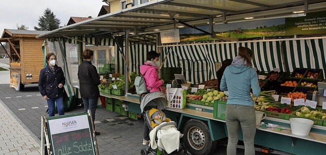 Mit der Resonanz am ersten Markttag waren die Marktbeschicker zufrieden.  | Foto: Stefan Pichler