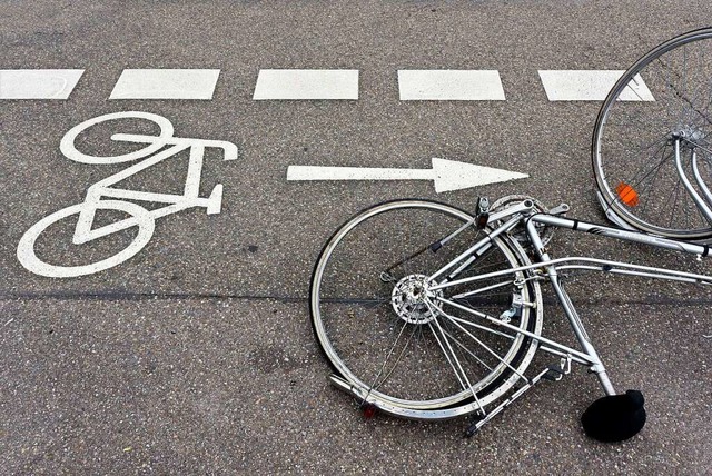Ein Radfahrer wurde am Montag bei eine...rae &#8222;Gndenhausen ereignet hat.  | Foto: Thomas Kunz