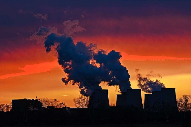 Selbst ein hherer CO2-Preis ist fr die CDU kein Tabu mehr.  | Foto: Patrick Pleul (dpa)
