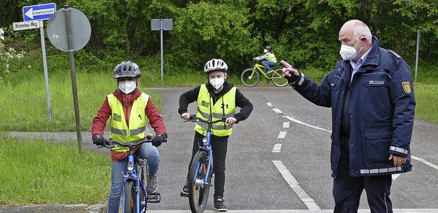 Training mit dem Ersten Polizeihauptkommissar Hans Peter Huber.   | Foto: Juliana Eiland-Jung