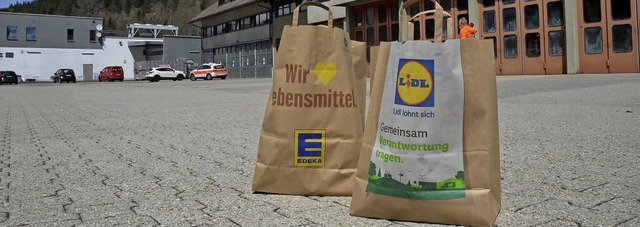 Auf der Flche der DRK-Rettungswache u...uch ein Spielplatz muss dafr weichen.  | Foto: Sebastian Barthmes