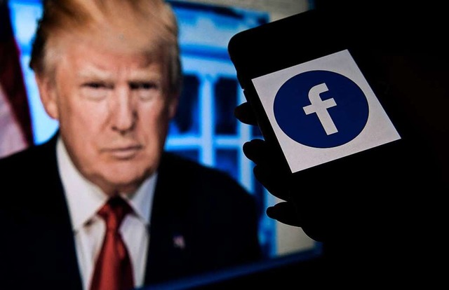 Donald Trump nutzte Facebook vor allem...war der Kurznachrichtendienst Twitter.  | Foto: OLIVIER DOULIERY (AFP)