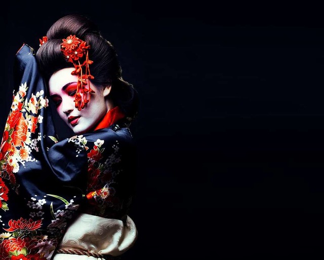 Geishas sind in Japan ein beliebtes Fotomotiv bei Touristen.  | Foto: iordani (stock.adobe.com)