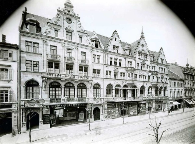 Fast wie heute: Der Friedrichsbau 1911 &#8211; im Jahr der Kino-Erffnung.  | Foto: G.Roebcke/Stadtarchiv Freiburg (Signatur: M 737 / 6028) 