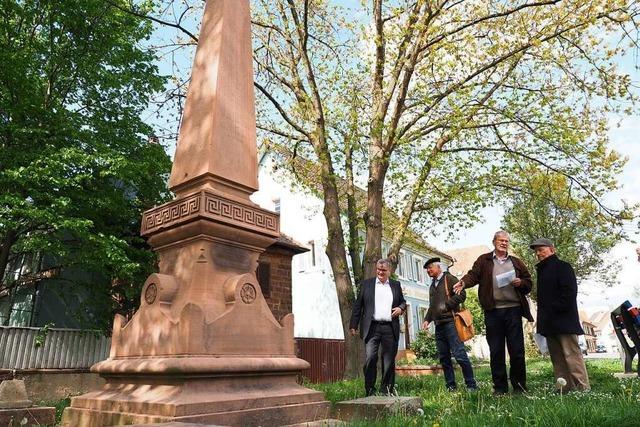 Aus dem Kenzinger Kriegerdenkmal wird ein Kriegermahnmal