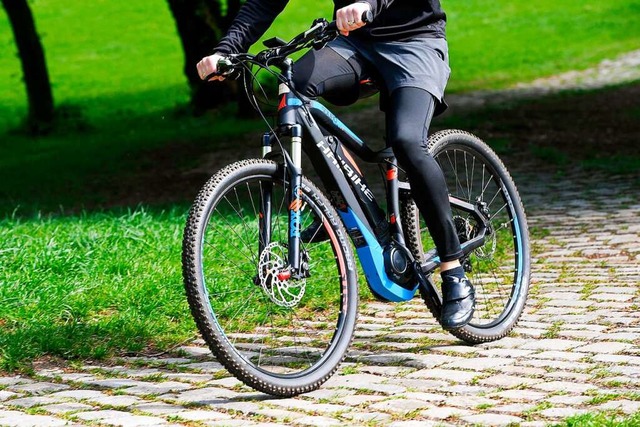 Gibt es fr das neue E-Bike bald einen Zuschuss vom Fiskus?  | Foto: Tobias Hase (dpa)