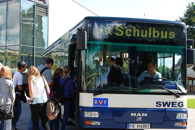 Schulbusse (Archivfoto aus dem Jahr 20...rchheim zur Heimschule nach Ettenheim.  | Foto: Roland Vitt