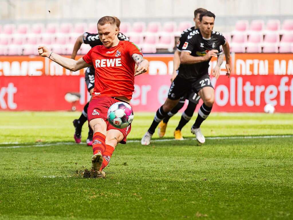 Gegen Kln setzt sich der SC Freiburg mit 4:1 durch.