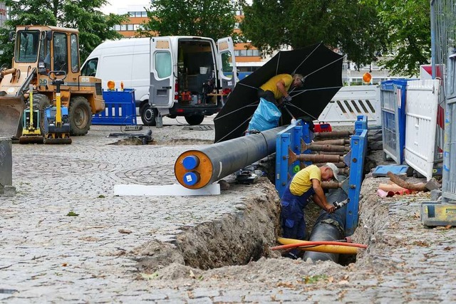 Das Wrmenetz in der Stadt wchst schn...luss des Wohn- und Geschftshauses L.  | Foto: Peter Gerigk