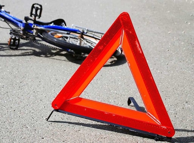 Ein Unfall mit einem Fahrradfahrer ere...erkehr Wiechser Strae/ Belchenstrae.  | Foto: regine schttl  (stock.adobe.com)