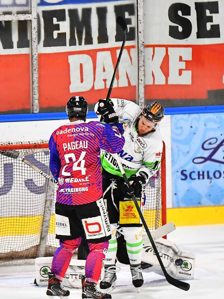 Der EHC Freiburg hat das entscheidende fnfte Duell der Halbfinalserie gegen die Bietigheim Steelers mit 2:4 verloren.