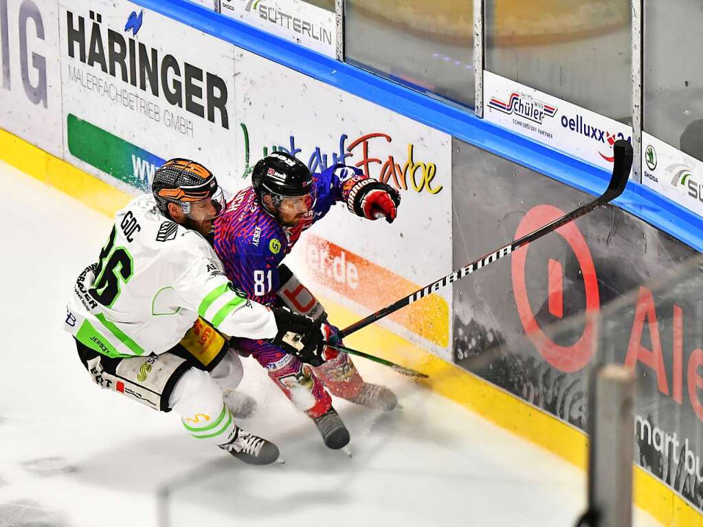 Der EHC Freiburg hat das entscheidende fnfte Duell der Halbfinalserie gegen die Bietigheim Steelers mit 2:4 verloren.