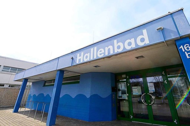 Derzeit geschlossen: das Hochdorfer Hallenbad.   | Foto: Ingo Schneider