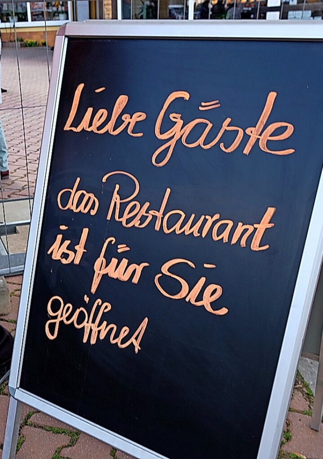 Auf viele geffnete Restaurants  msse...erland wohl noch ein paar Tage warten.  | Foto: Sebastian Willnow