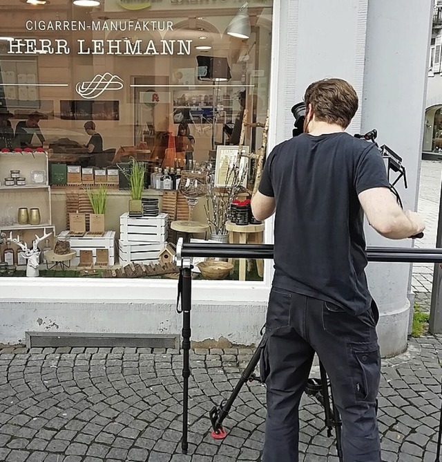 Kamera ab bei Zigarren Lehmann  | Foto: Ulrike Derndinger