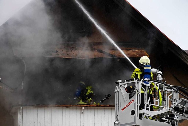 Ein Feuer verursachte am Gasthaus Alte...r Gerbergasse einen hohen Sachschaden.  | Foto: Volker Mnch