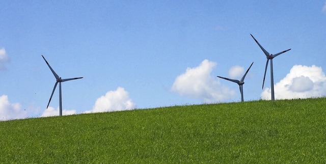 Ob Windrder oder Photovoltaik-Anlagen...r die Energiewende unerlsslich sein.   | Foto: Markus Donner