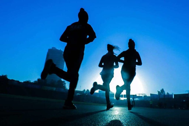 Laufen gehen, zwar alleine, aber doch ...as mchte fudders Running Club leisten  | Foto: Fitsum Admasu (unsplash.com)