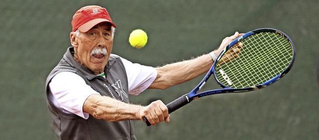Begeisterung mit jeder Faser: Hermann Heitz von den Neustdter  Tennis-Senioren   | Foto: Wolfgang Scheu