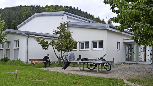 berwiegend pldierte der Ortschaftsra...der Halle und gegen Abriss und Neubau.  | Foto: Edgar Steinfelder