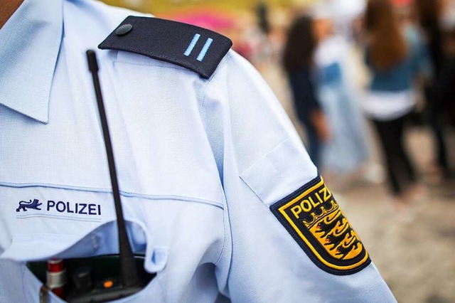 Nach einem mutmalichen Anschlag auf d...ut ermittelt die Polizei (Symbolbild).  | Foto: Christoph Schmidt (dpa)