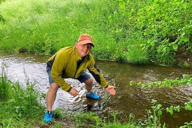 Im Gieenbach soll es knftig neue Laichpltze geben