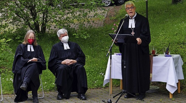 Prlat Traugott Schchtele hielt den Abschiedsgottesdienst.  | Foto: Silke Hartenstein