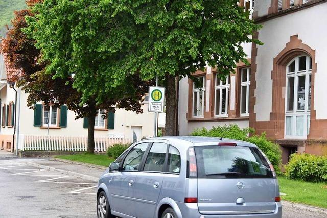 Kein Schritttempo an der Schule in Hausen