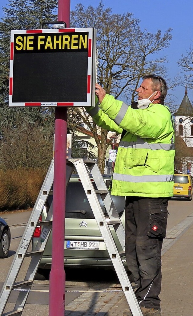 Im Februar wurden in Wallbach die Messtafeln aufgestellt.  | Foto: Gerd Leutenecker
