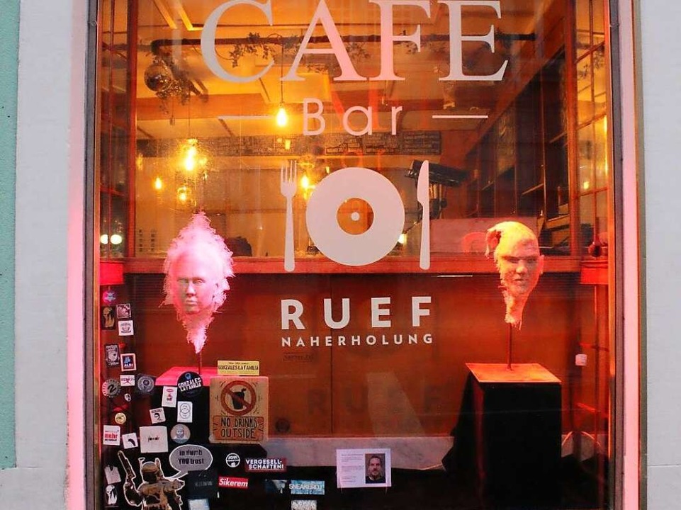 Kunst von Martin Dinglinger im Caf Ru...ojekt &#8222;Lock Down Look Up&#8220;.  | Foto: Privat