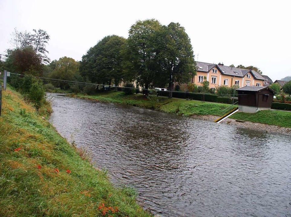 Am Pegelhäuschen  in Gutach werden sei...ten die Wasserstände der Elz gemessen.  | Foto: Regierungspräsidium Freiburg
