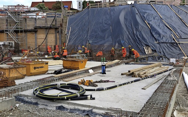Blick auf die Baustelle fr das Parkhaus am Rheintor  | Foto: Dorothee Philipp