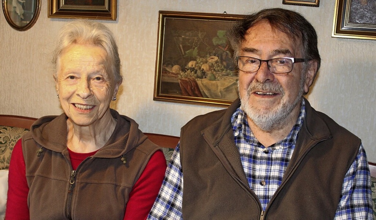 Das Ehepaar Helga und Willi Eichin ist seit 50 Jahren verheiratet.  | Foto: Ralph Lacher