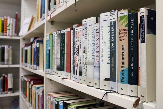 Lörracher Stadtbibliothek kehrt zu den regulären Öffnungszeiten zurück