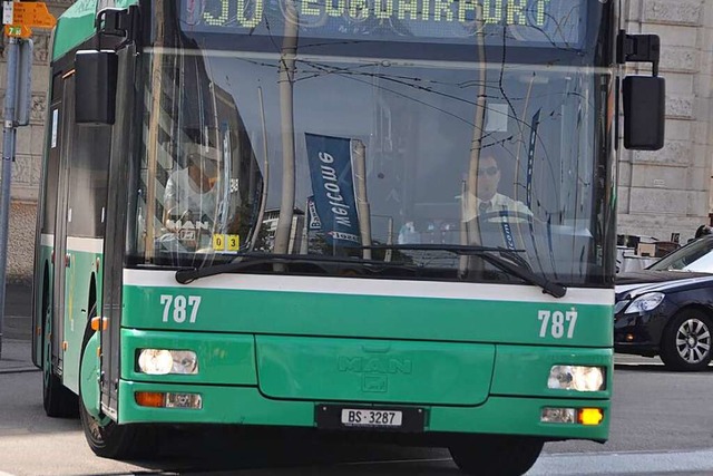 Fast die Hlfte der BVB-Busse sollen ab 2023 Elektrobusse sein (Archivbild).  | Foto: Daniel Gramespacher